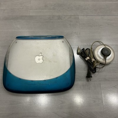 Apple iBook G3 Clamshell Blueberry 9.2 40GB HDD/160MB RAM/300MHz