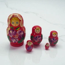 Vintage Matryoshka USSR Nesting Dolls Hand Painted Wood Set 5 Pieces