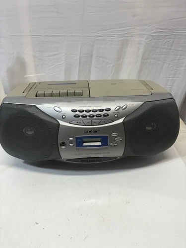 Vintage Sony CFD-S26 AM/FM Radio CD Cassette Recorder Boombox Mega Bass Works