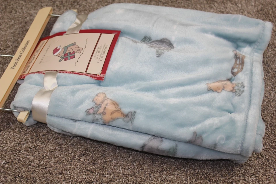 Winnie the Pooh Bear Collection Invierno Trineo de Nieve Bebé Manta Vellón Azul Nuevo con Etiquetas Foto 4 de 4