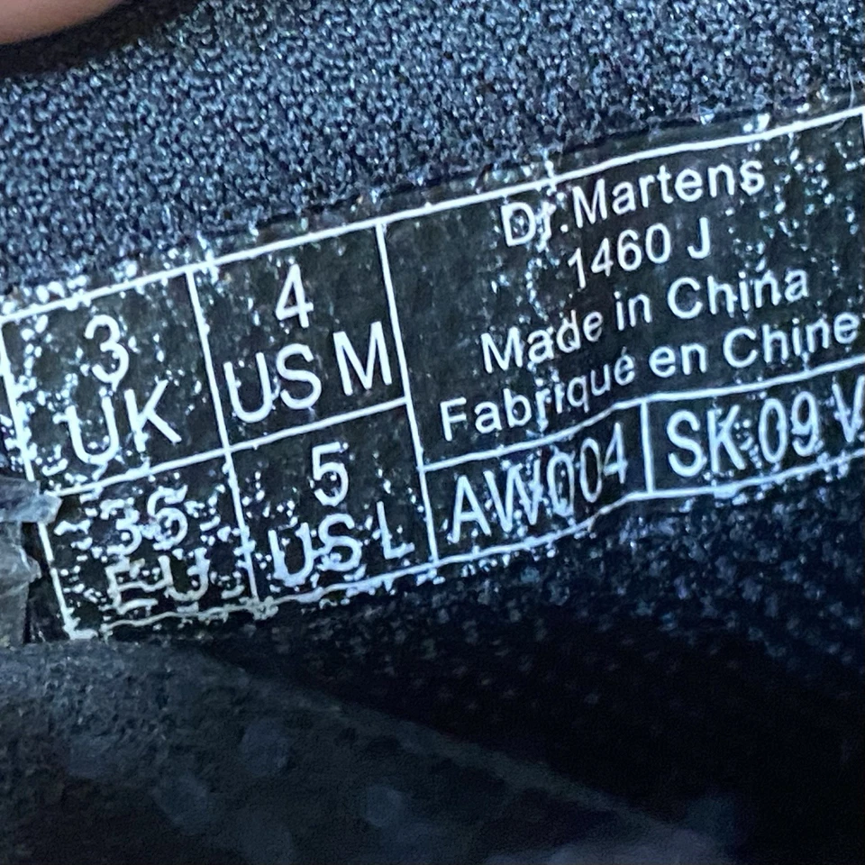 Dr. Martens 1460 Lace Up Combat Boots Patent Leather Black Sz 5 Youth 36 EU - Image 3 of 4