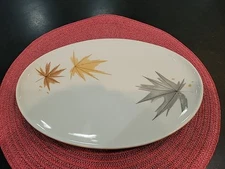 Iroquois China Harvest Time Ben Seibel Informal Maple Leaves 12" platter 