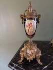 antique porcelain urns — photo 3