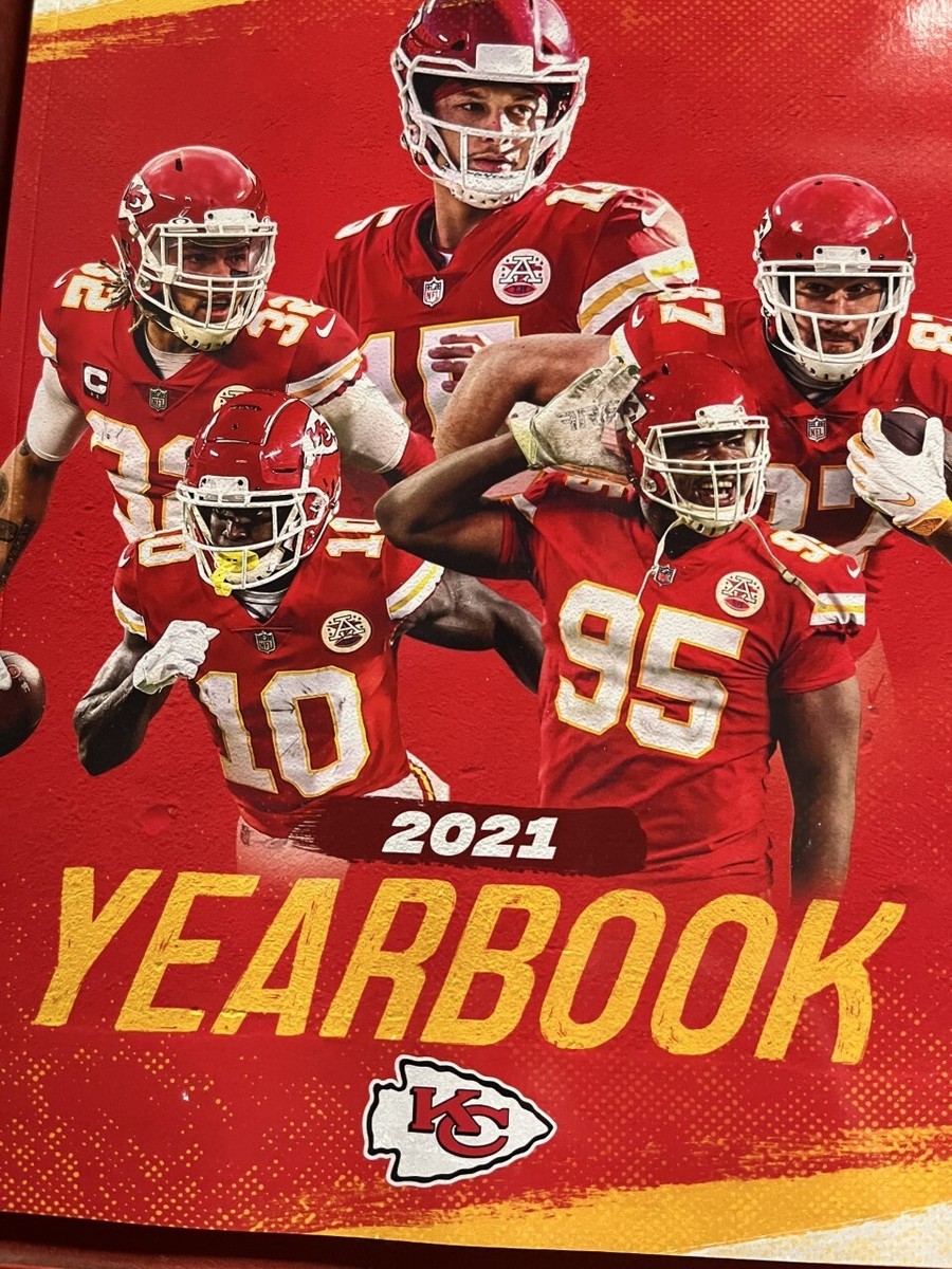 2021 KANSAS CITY CHIEFS YEARBOOK NFL PROGRAM SUPER BOWL 57 LVII CHAMP LVIII  (58)