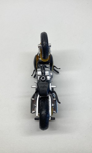 Maisto Yamaha TDM Twin 850 Model Motorcycle 1:18 Golden black Bike diecast - Picture 13 of 15