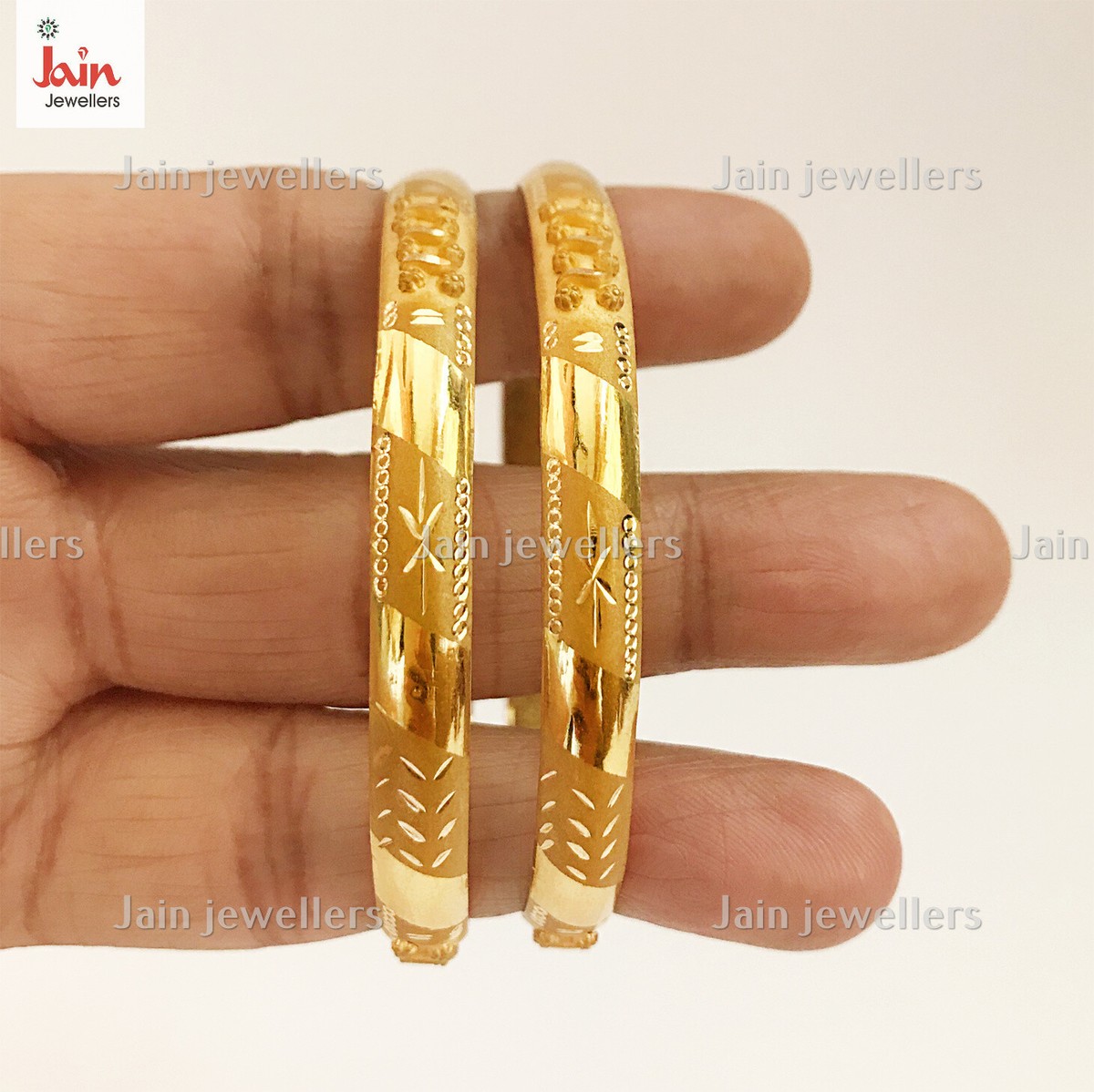 18 Kt,22 Kt Gold Traditional Handmade Slip-On Bracelet Bangles 5
