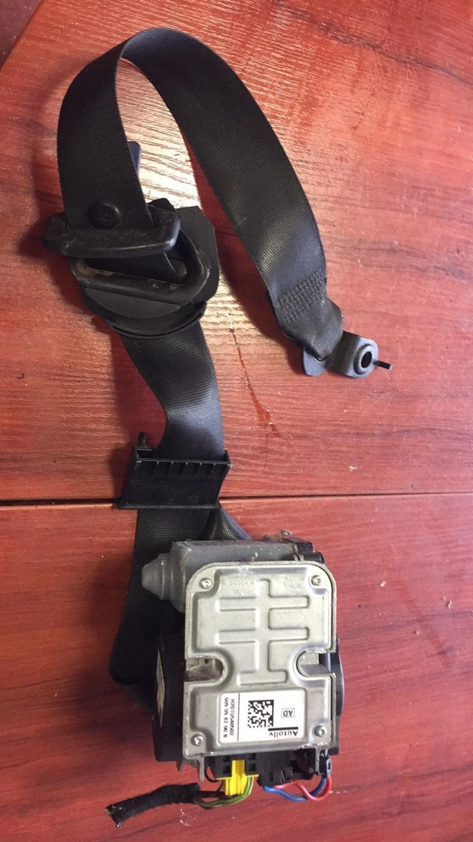 Ceinture De Sécurité Arrière Gauche Pour Mercedes Classe E III Phase 1 – Occasion Vérifiée