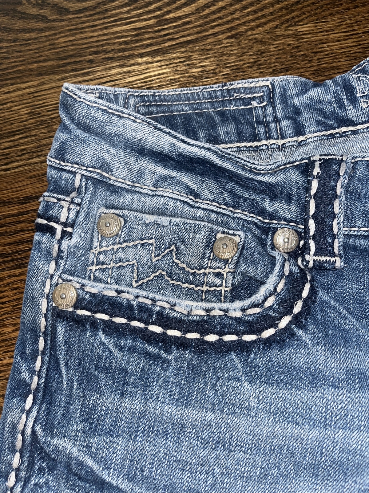 Miss Me Womens Size 27 Boyfriend Bermuda Denim Jeans Shorts Waist 30 - View 2