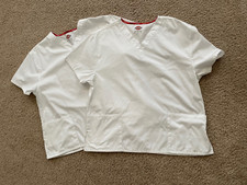 2 White Dickies XL Unisex V-Neck Medical Scrub Tops Pockets Cotton Blend