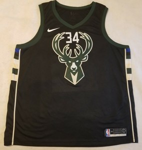 milwaukee bucks jersey nike