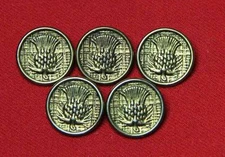 5  Vintage James Pringle Scotland Gold Sweater Buttons Metal