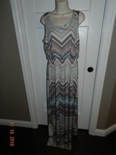 Boho Maxi Dress Crochet Lace Sz L Pastel light teal pink gray chevron Maurices 