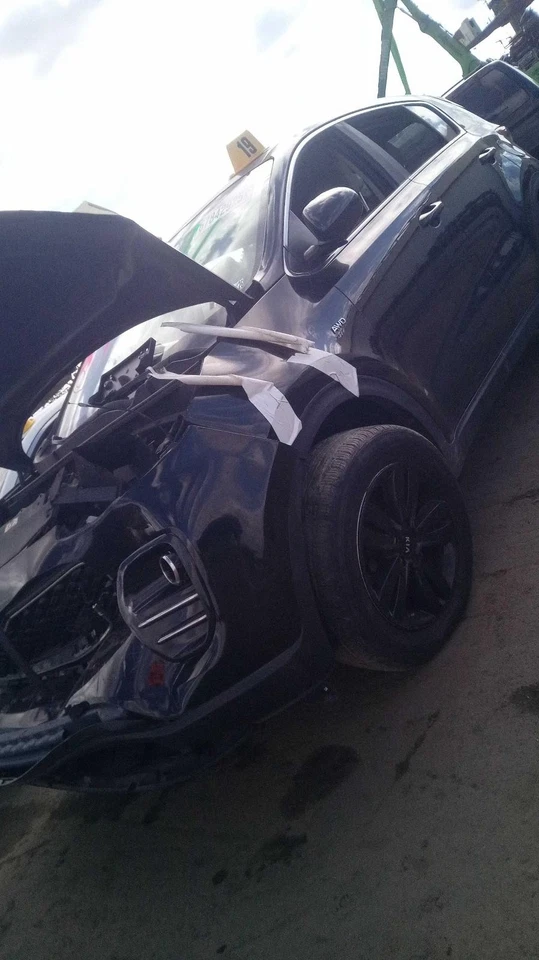 2017 KIA Sportage Right Front Door Blue - Used, Good Condition, 52K Miles — 第 3/4 张图片