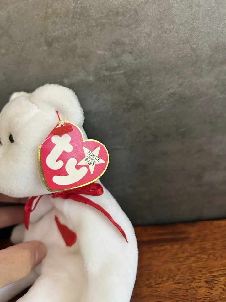 Ty Beanie Baby Valentino the Bear 1993 (Rare Collectable)  - Image 4 of 4