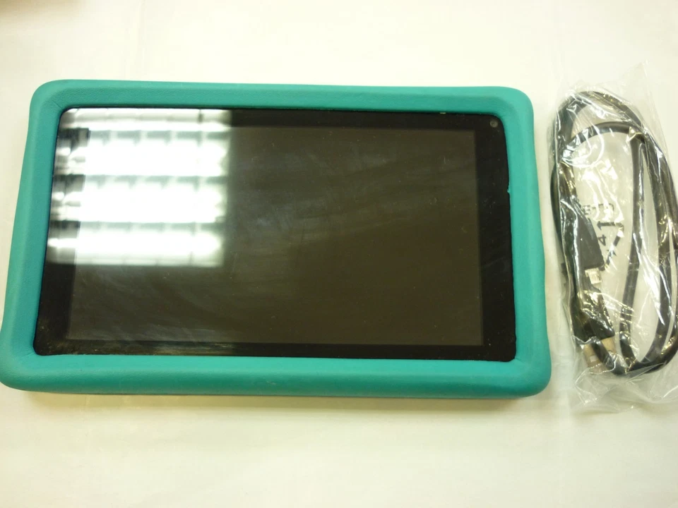 Pebble Gear 7" Disney Tablet: Kids Wi-Fi Device, 16GB, Quad-Core [DL] - Image 3 of 4