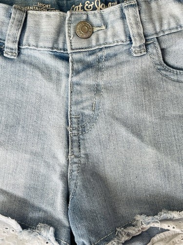 Cat & Jack Lace Hem Stretch Light Wash Blue Denim Jean Shorts Girls Size 5T - Picture 3 of 8