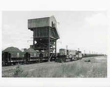 8 x 10 Photo:  Fairbanks-Morse -D M & IR ( Date 7/1953