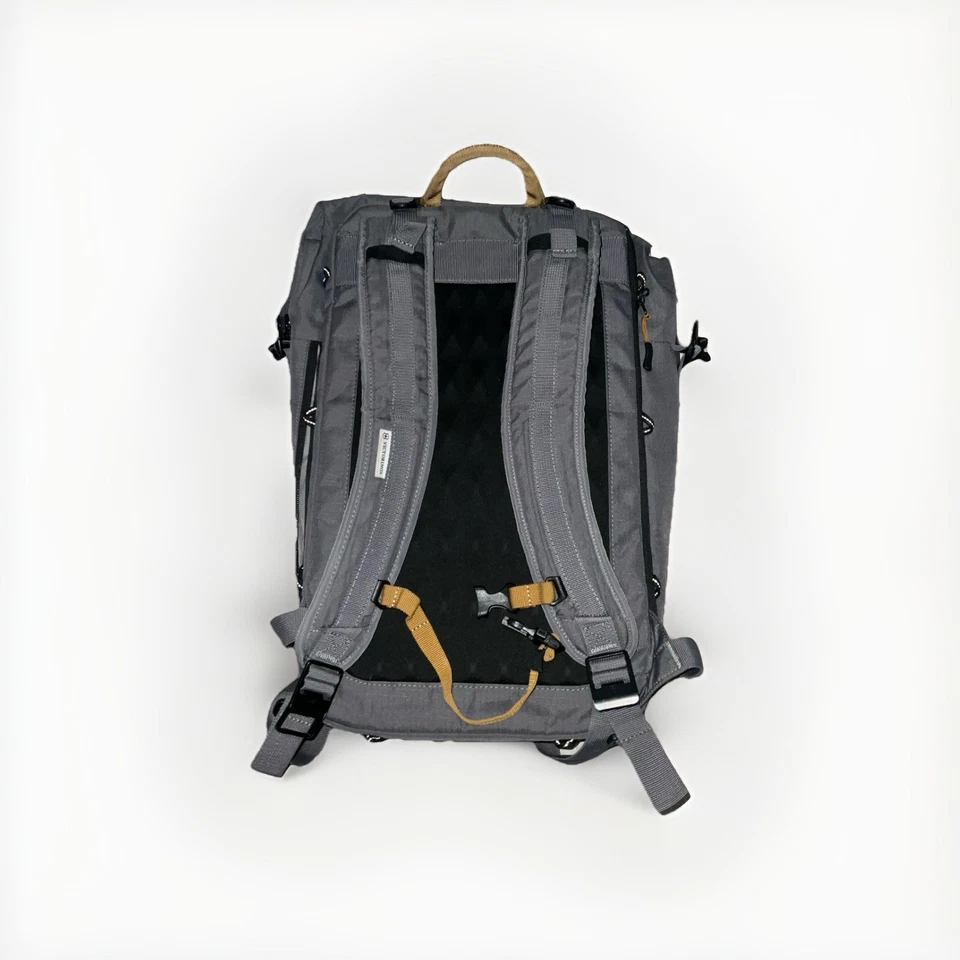 Mochila compacta para laptop de viagem Victorinox Altmont Active Roll top - Cinza - Imagem 3 de 4