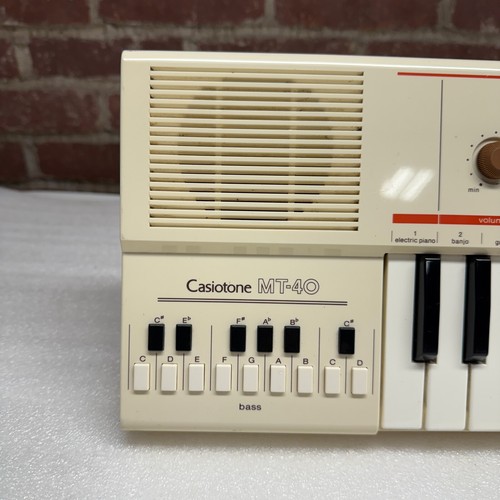 Casio MT-40 Electronic Keyboard Casiotone "TESTED WORKING" with Pwr Cord - Picture 3 of 16