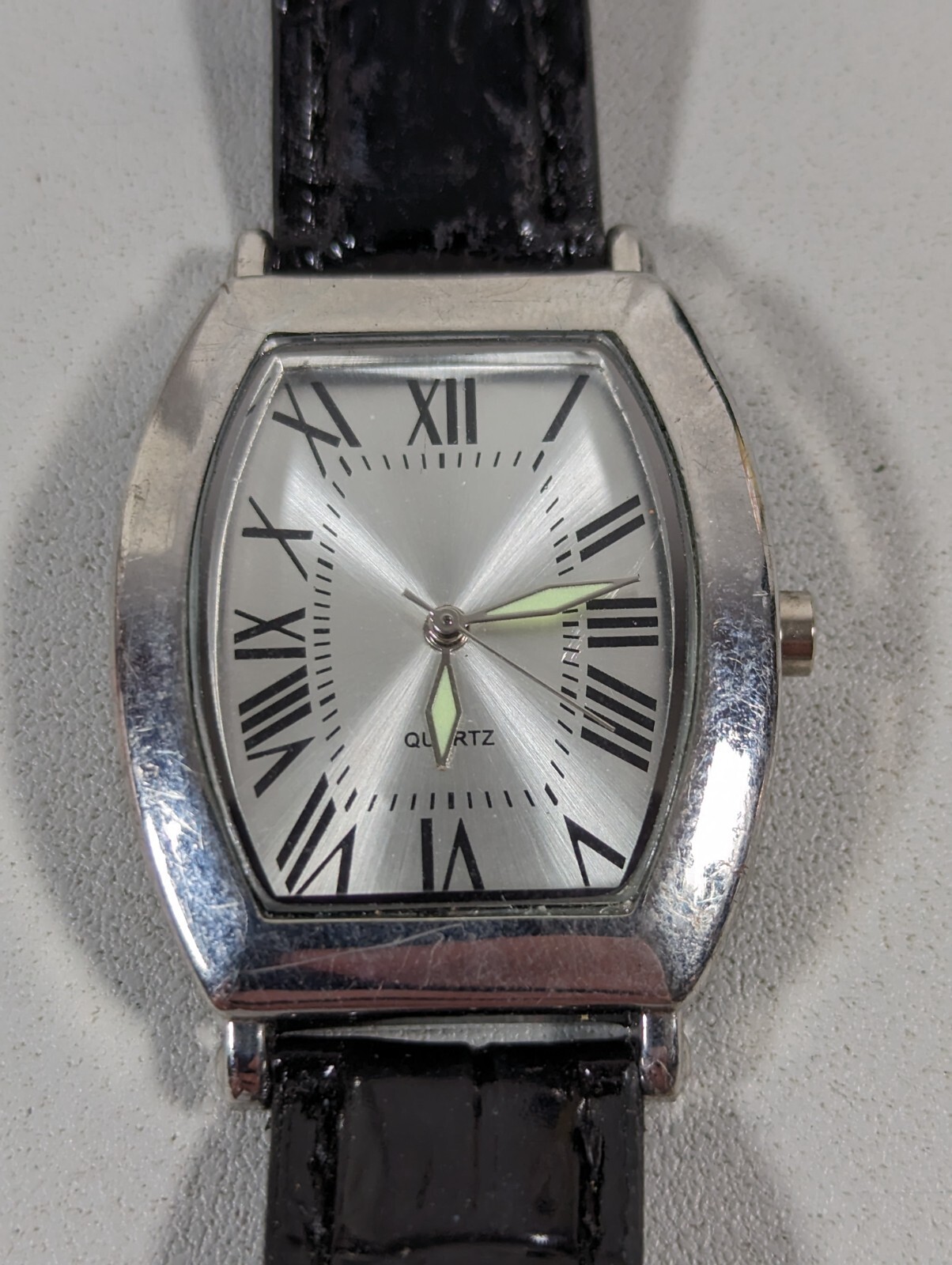 Womans Silver Tone Dial Rectangle Case Black Leat… - image 4