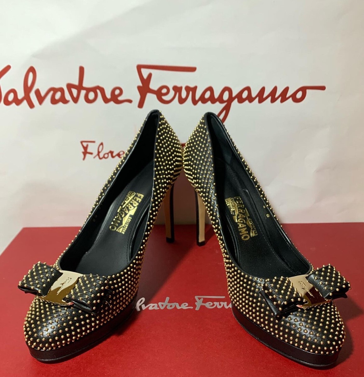 Salvatore Ferragamo OSIMOSTUDS SZ 5 B Pump Heels 10.5 Cm  display picture 1