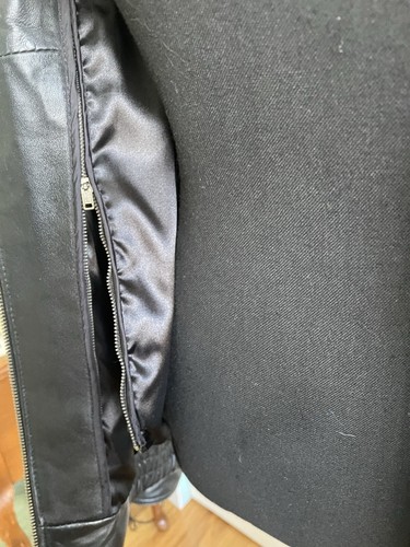 BLACK LEATHER WAIST LENGTH MENS size large JACKET - Picture 3 of 4