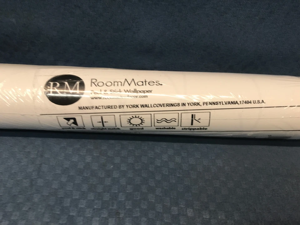 Papel tapiz RoomMates Twigs pelar y pegar RMK11675WP negro/blanco Foto 4 de 4