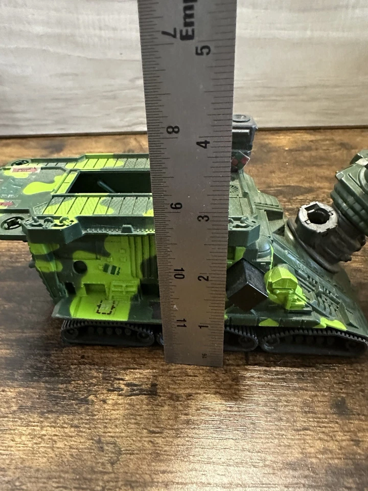 Mega Force Triax RAM FIST Spearhead Command Vehicle 1989 Kenner de colección incompleto Foto 4 de 4