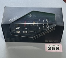 KYOSHO Dnano scala 1:43 numero 10 auto Kenwood nuova