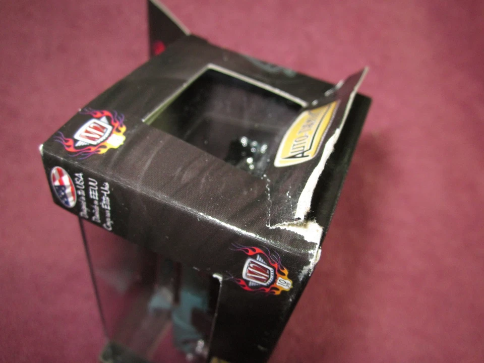 M2 Die Cast 1955 Pontiac Star Chief R41 1:44 Powder Blue & Black #32500 - Image 3 of 3