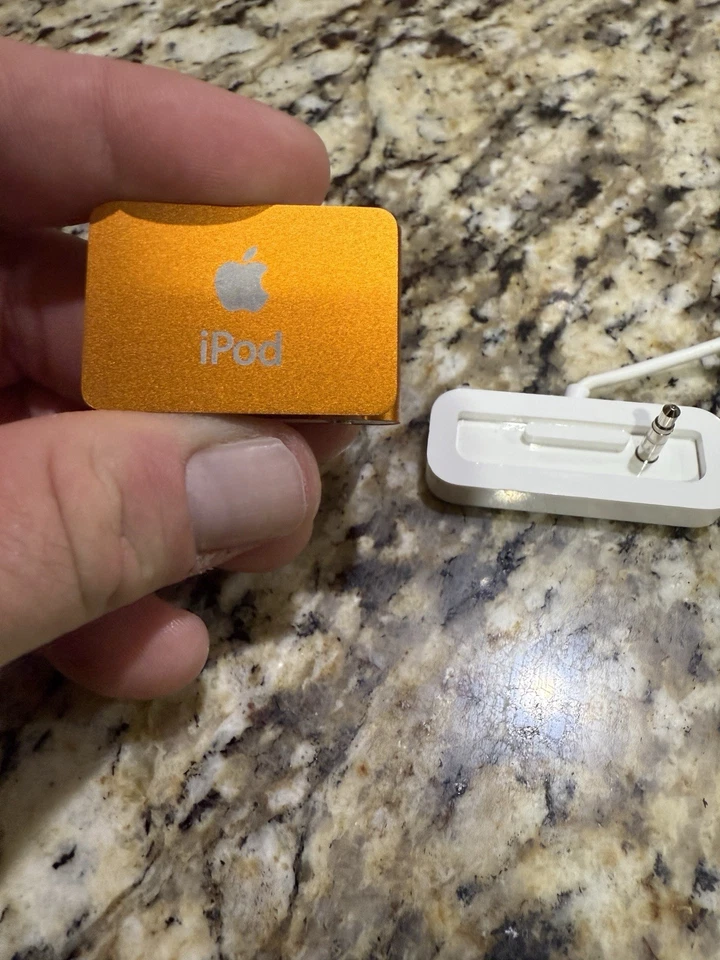 iPod Shuffle 2-го поколения - Изображение 4 из 4