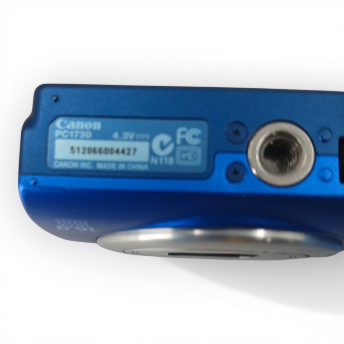 Canon PowerShot A4000 IS 16.0MP Digital Camera 8x Optical Zoom