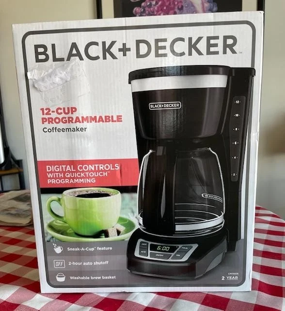 Black & Decker 12 Cup Programmable Coffeemaker - NEW