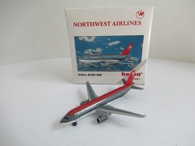 Modellflugzeuge, Herpa Wings 1:500 Airbus A320 Northwest Airlines 501507