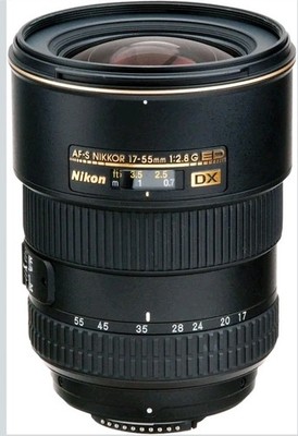 Nikon AF-S DX Zoom-Nikkor 17-55mm 1:2,8G IF-ED Objektiv (77mm Filtergewinde)