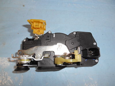 NOS GM Rear Right Passenger Door Lock Latch Actuator Chevrolet 