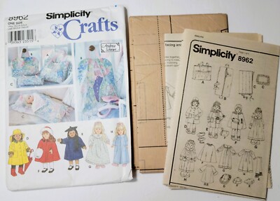 1999 Simplicity Craft Pattern 8962 18'' Doll Clothes, Tote and More Uncut