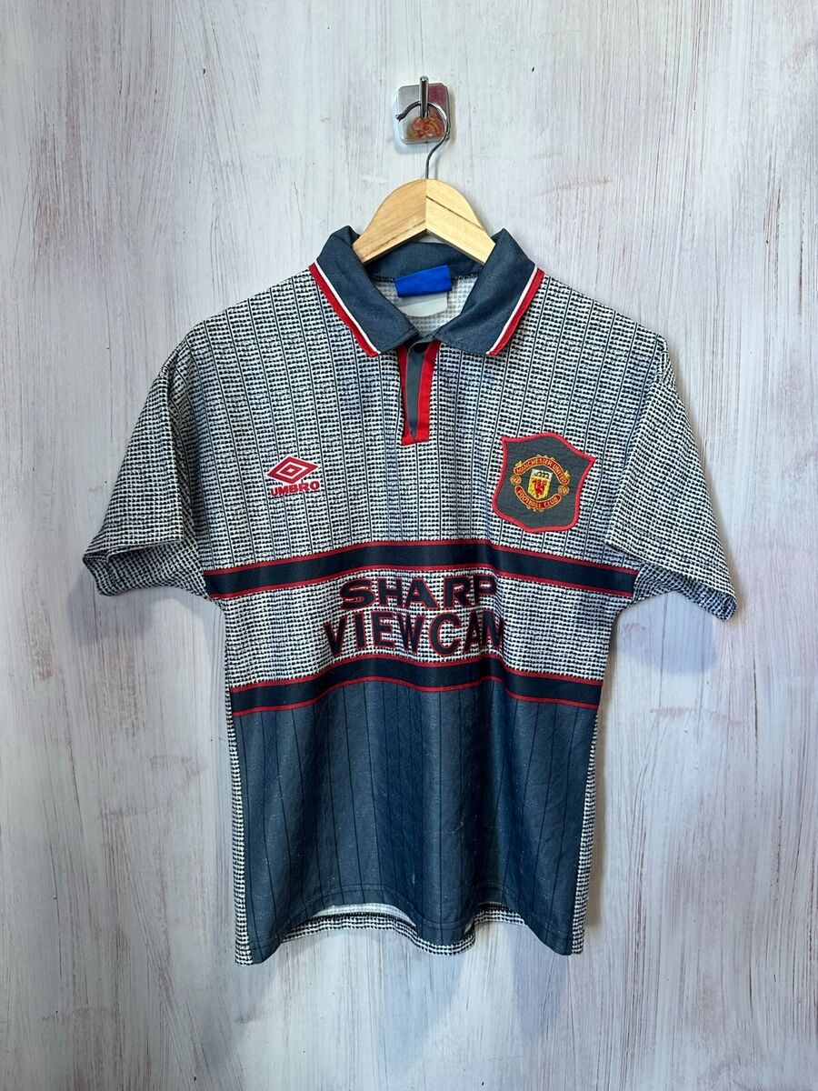 Manchester United 1995 1996 away Size Y football shirt Manchester United 1995 1996 away Size Y football shirt