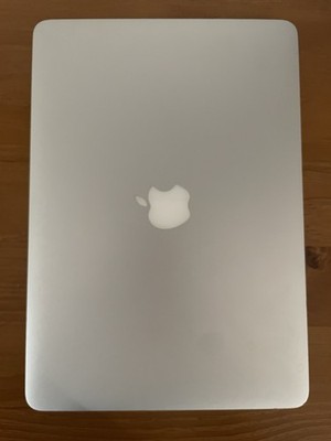 Apple MacBook Air 13'' 2017 | 1.8GHz i5 | 8GB RAM | 128GB | macOS Monterey