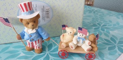 cherished teddies er ist Neu  wie man gut auf den Bildern kann