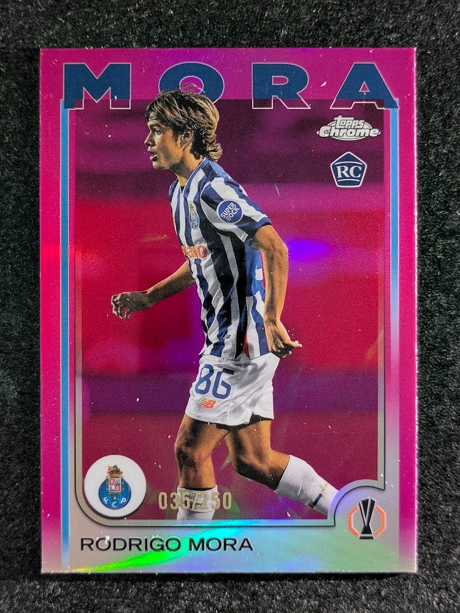 2024-25 Topps Chrome UEFA RODRIGO MORA 35/250 Rookie RC Pink Refractor SP #137