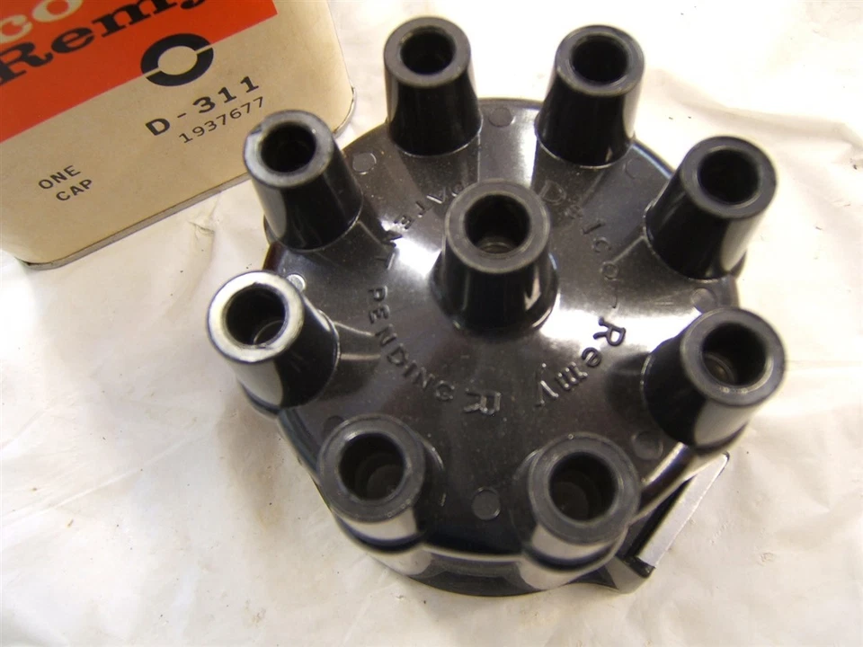 1958 1959 1960 Cadillac Tri-Power Distributor Cap nos 1937677 - Image 2 of 4