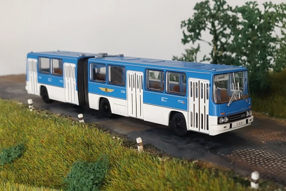 Brekina MCZ 03-414 Ikarus 280.02 VEB Verkehrsbetriebe Dresden - Wagen 482 001-7 - Bild 3 von 4