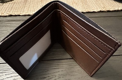 Men s Leather Bifold Wallet In  coffee . Very practical And Durable