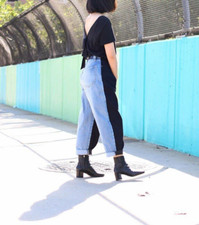 Levi's Made  Crafted Women's Two Tone Barrel Trousers Jeans Sz 25