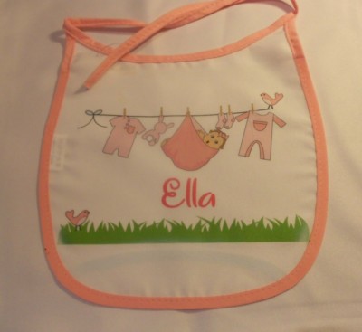 Personalisiertes Baby Taufe / Lätzchen / Mädchen - Geschenk - Wunschname