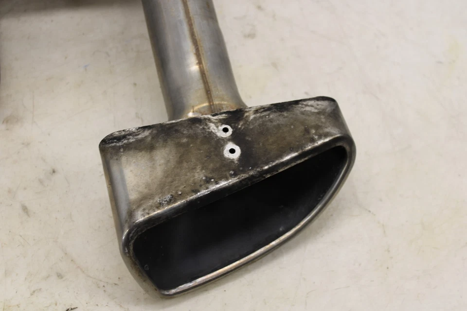 Silenciador de escape Hyundai Genesis 2010-2012 cupé 3,8 L OEM LR46 Foto 2 de 4