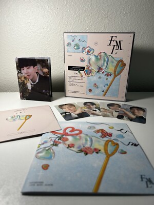 Fml-Carat Version-Incl. Booklet, Lyric Book + 4 Photocards by Seventeen CD