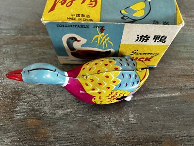 Vintage Japan Metal Tin Wind Up Swimming Duck Toy Clockwork MS 042