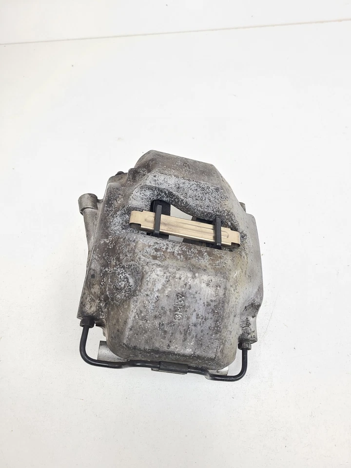 ОРИГИНАЛЬНЫЙ СУППОРТ ПЕРЕДНЕГО ПРАВОГО ПАССАЖИРСКОГО БОКОВОГО ТОРМОЗА 2017-2023 BMW G30 530I XDRIVE - Изображение 3 из 4